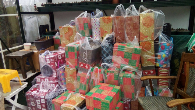 3. Kerstdozen ingepakt