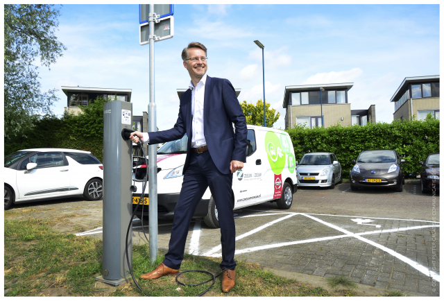 Lancering nieuwe laadpalen 001