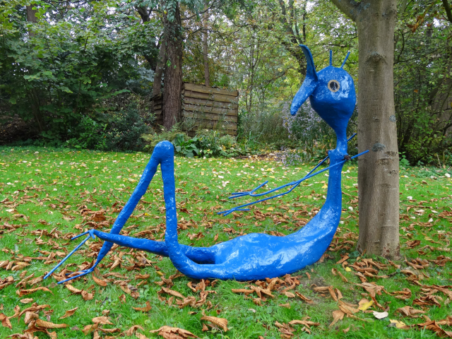 Blauw insect Renee du Clou