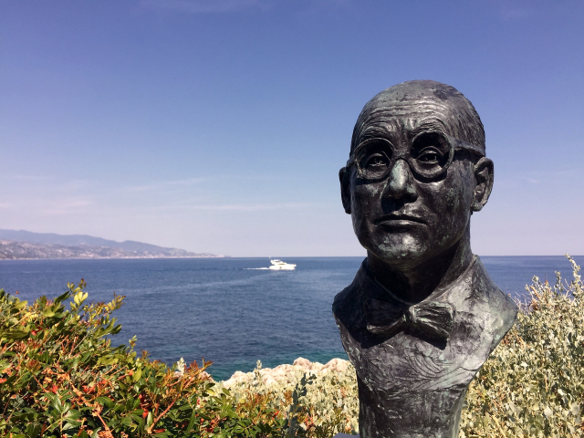 Alexander Coles via Pixabay Le Corbusier